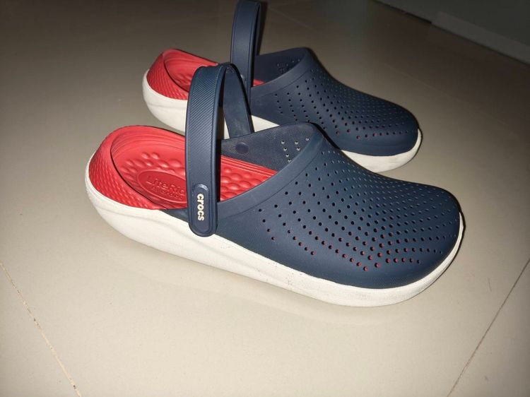 รองเท้าแตะ อื่นๆ ขนาดอื่น ๆ น้ำเงิน รองเท้า Crocs แท้ (ผู้ชาย)