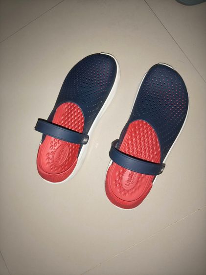 รองเท้า Crocs แท้ (ผู้ชาย) รูปที่ 2