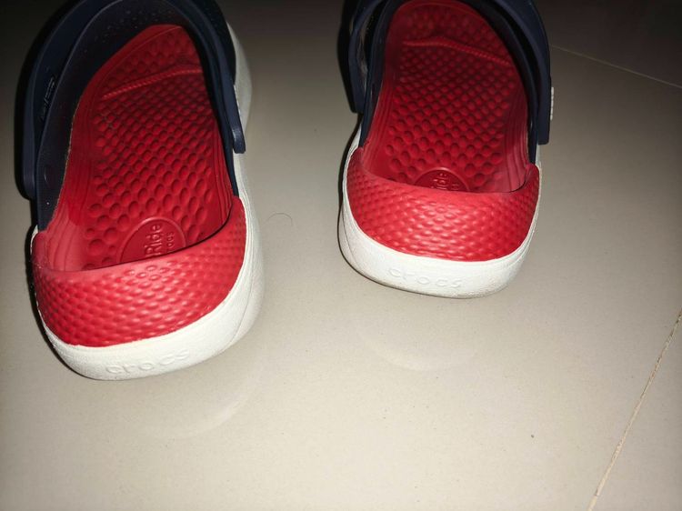 รองเท้า Crocs แท้ (ผู้ชาย) รูปที่ 4