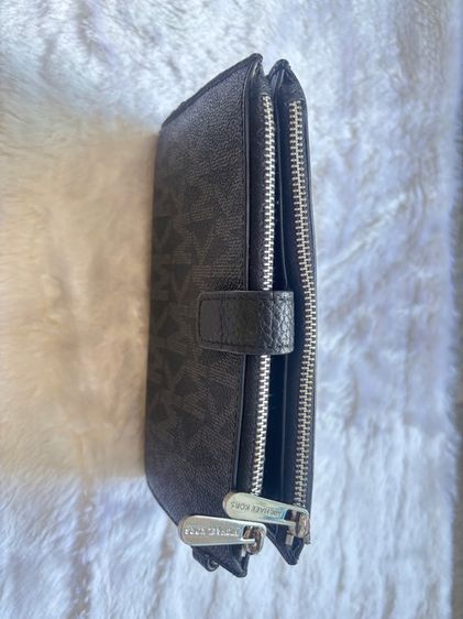 🔥ขายด่วน MK กระเป๋าสตางค์แท้ มือสอง สภาพดี ราคาคุ้ม🔥  รูปที่ 5