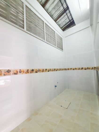 ใช่ 4 ห้องนอน โซนเมือง (ท่าน้ำนนท์-ราชพฤกษ์) ใกล้สะพานเจษฎาบดินทร์ แต่งใหม่ พร้อมเข้าอยู่ เหมาะอยู่อาศัยสำหรับครอบครัวใหญ่ หรือทำโฮมออฟฟิศ รูปที่ 4