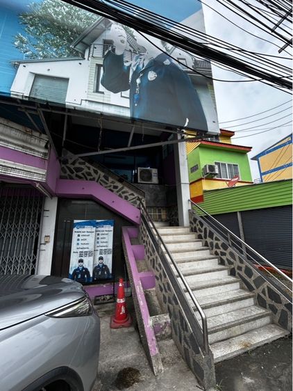 อาคารพาณิชย์ทำเลทอง