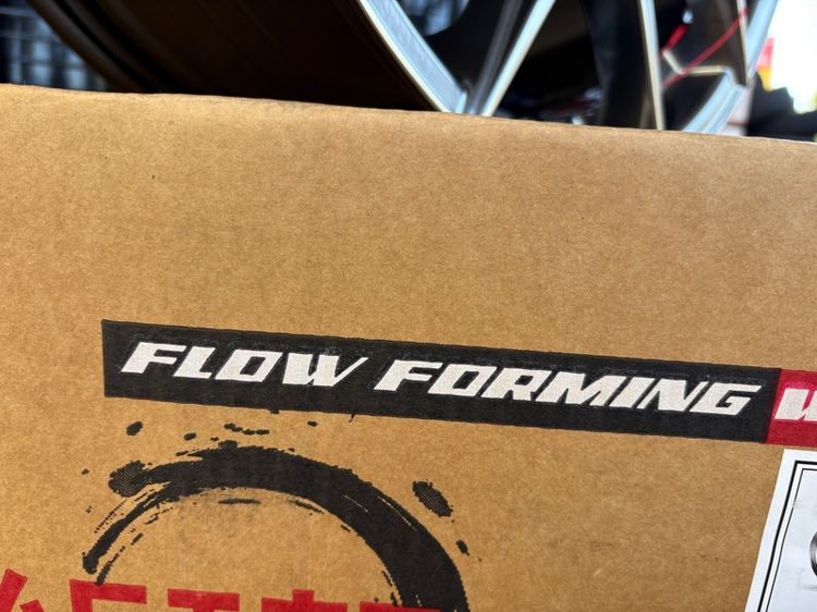 ล้อแม็กมือ1 ขอบ18 ก้านY 5รู114-112 กว้าง8.5 ออฟ35 สีไฮเปอร์แบล็ค ล้อเบา FLOW FORMING งานJP งานสวยมากๆ  รูปที่ 8