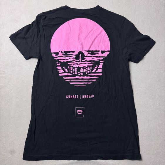 เสื้อยืด Chomp Size S