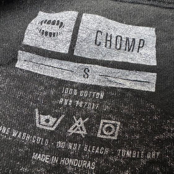 เสื้อยืด Chomp Size S รูปที่ 6