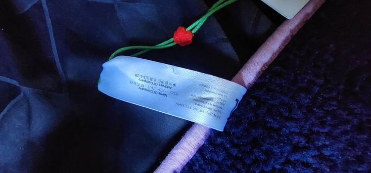 Kenzo
Kenzo Logo Printed Blanket Cape รูปที่ 7
