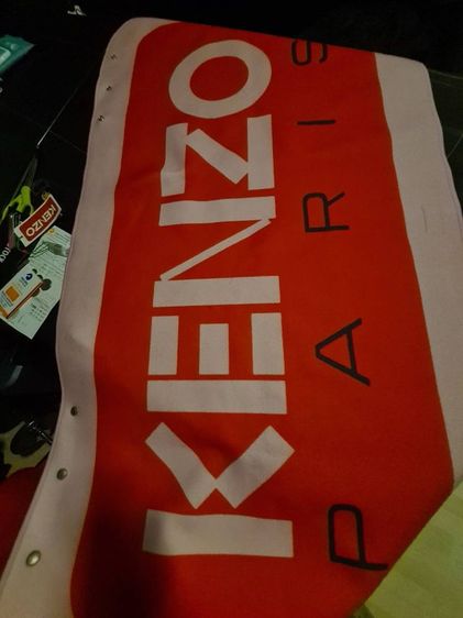 Kenzo
Kenzo Logo Printed Blanket Cape รูปที่ 4