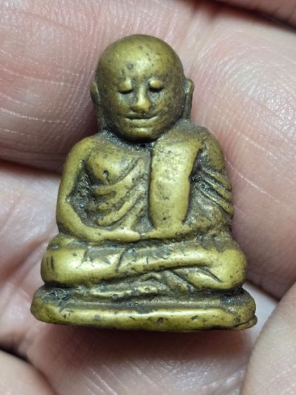 รูปหล่อหลวงพ่อเงินพิมพ์นิยม