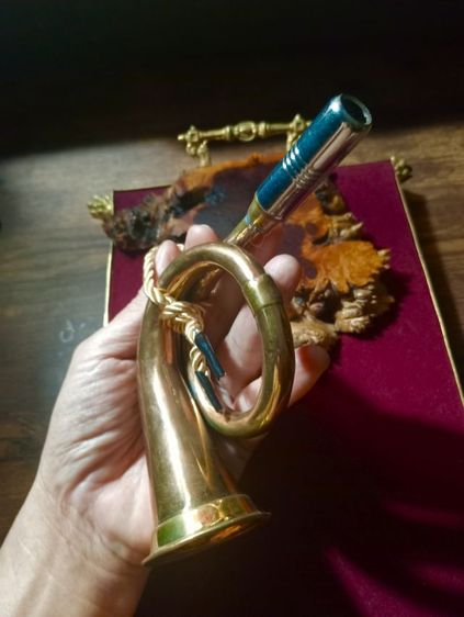  แตรงานยุโรปเนื้อทองเหลืองแท้เป่าเสียงดังกังวาน รูปที่ 4