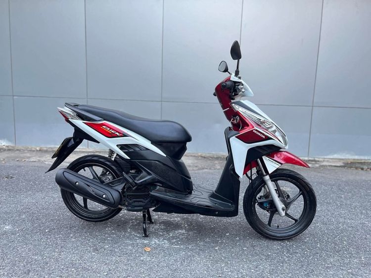 Honda รุ่น Click i 110cc ปี 2010 สตาร์ทมือ รูปที่ 6