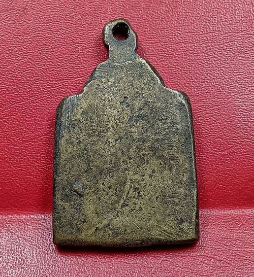 เหรียญหล่อโบราณหลวงปู่รอดวัดวังน้ำวนปี 2477 รูปที่ 2