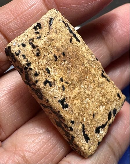 🙏พระสมเด็จพิมพ์ทรงเจดีย์ มีคราบรัดเก่าตามซอก🙏พระสมเด็จพิมพ์ใหญ่ เนื้อก้นครก องค์ละ2000 รูปที่ 4