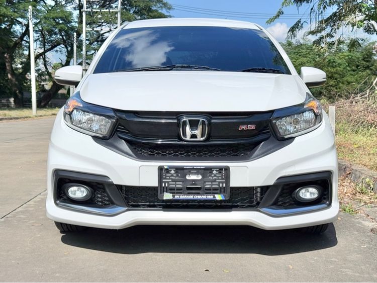 รถ Honda Mobilio 1.5 RS สี ขาว