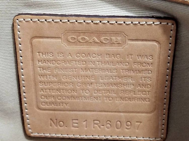 (ของแท้) กระเป๋า Coach คล้องแขน สีแดง รูปที่ 8