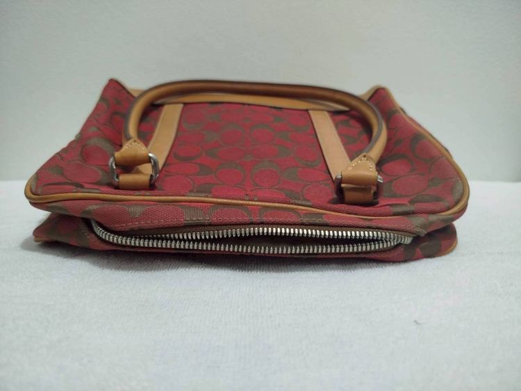 (ของแท้) กระเป๋า Coach คล้องแขน สีแดง รูปที่ 5