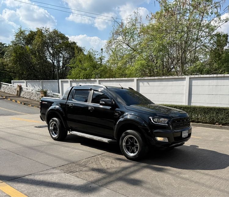 รถ Ford Ranger 2.2 Hi-Rider Wildtrak สี ดำ