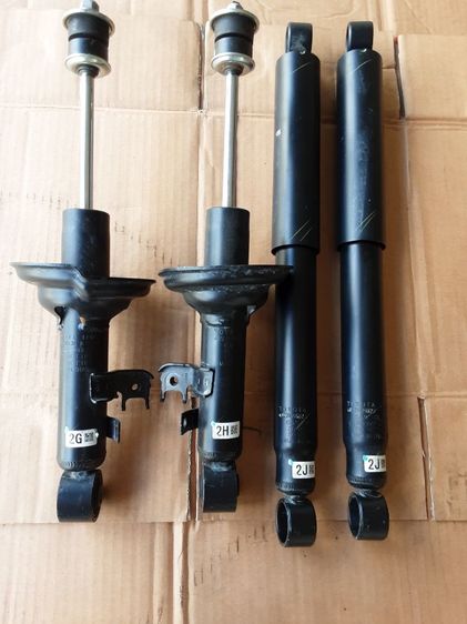 โช๊คTOYOTA REVOตัวเตี้ย รูปที่ 2