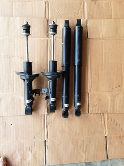 โช๊คTOYOTA REVOตัวเตี้ย