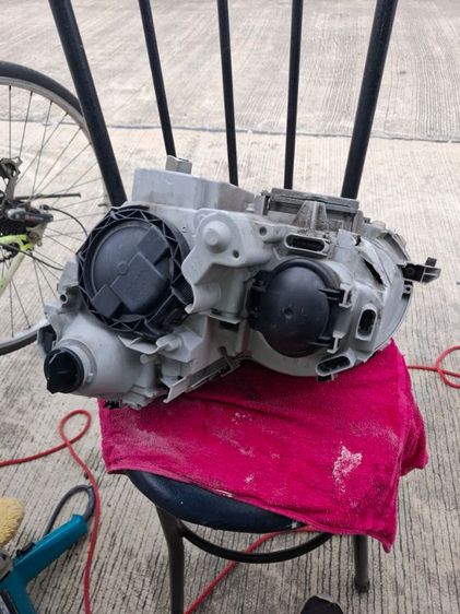 ขายไฟซีนอลหน้ารถเบนซ์ W 203 ข้างซ้ายสภาพดีข้างขาวขาบนหักแต่เลนรวมกระจกโครมาภาพดีเปิดดิตทั้งสองข้าง รูปที่ 5