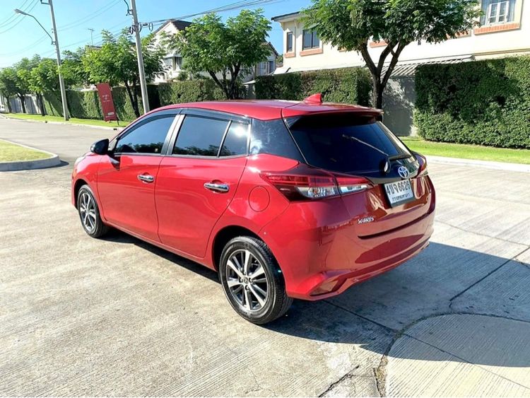 Toyota Yaris 2019 1.2 G Plus Sedan เบนซิน ไม่ติดแก๊ส เกียร์อัตโนมัติ แดง รูปที่ 4
