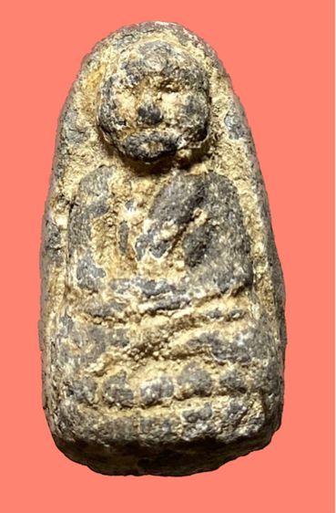 หลวงปู่ทวดพิมพ์พระรอดเก่ามาก