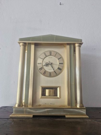 นาฬิกาตั้งโต๊ะระบบควอตซ์ยี่ห้อ Seiko แบบวินเทจ รูปที่ 2