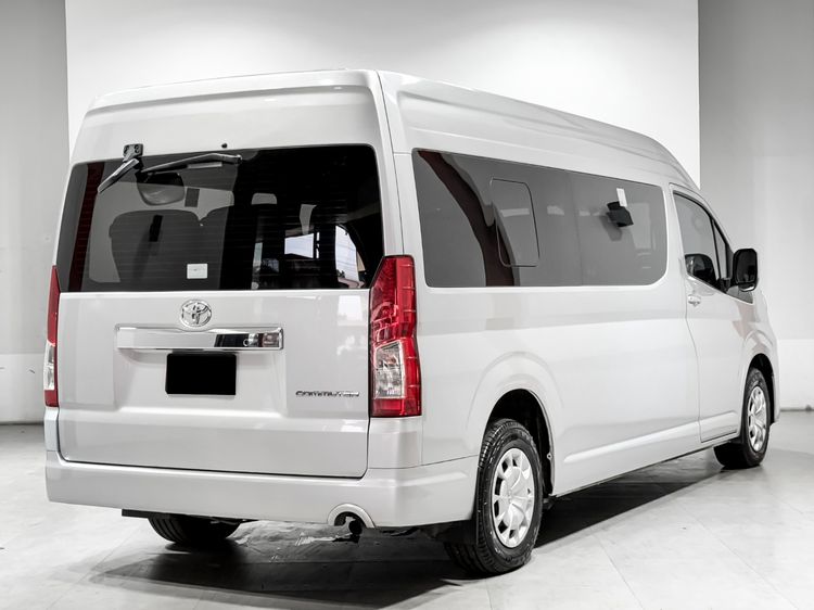 Toyota Commuter 2019 2.8 Van ดีเซล เกียร์อัตโนมัติ บรอนซ์เงิน รูปที่ 4