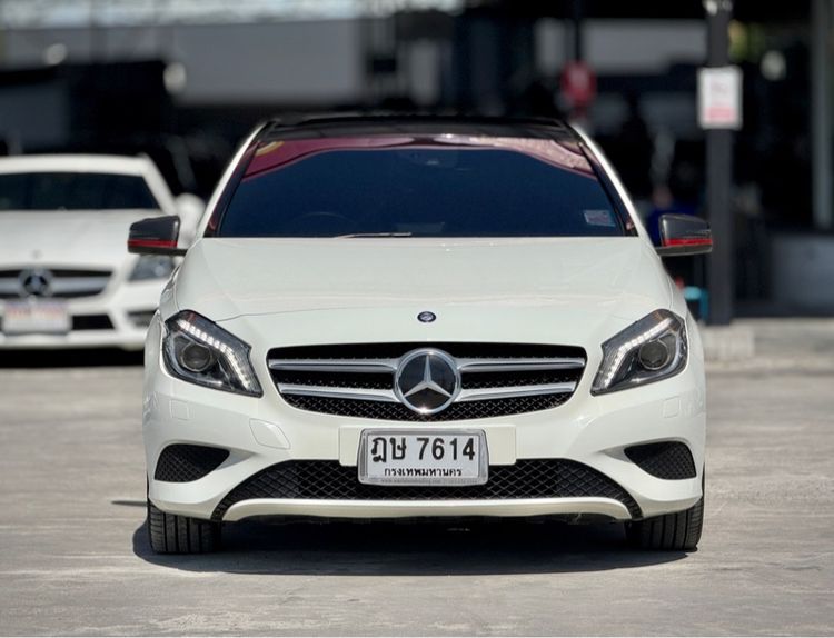 Mercedes-Benz A-Class 2014 A180 Sedan เบนซิน ไม่ติดแก๊ส เกียร์อัตโนมัติ ขาว รูปที่ 3
