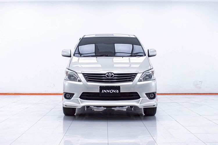 Toyota Innova 2012 2.0 E Utility-car เบนซิน ไม่ติดแก๊ส เกียร์ธรรมดา เทา รูปที่ 4