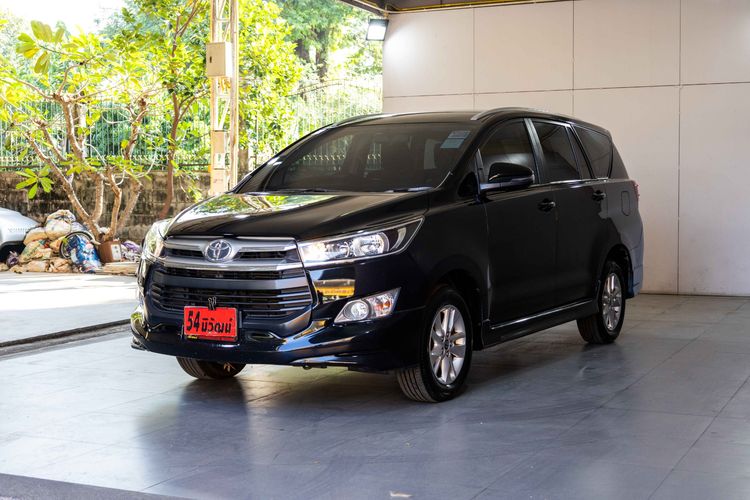 Toyota Innova 2020 2.8 Crysta G Utility-car ดีเซล ไม่ติดแก๊ส เกียร์อัตโนมัติ ดำ รูปที่ 3