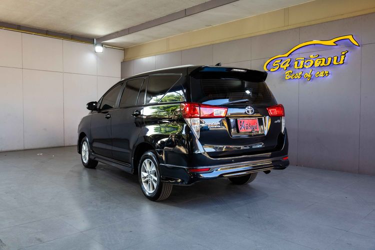 Toyota Innova 2020 2.8 Crysta G Utility-car ดีเซล ไม่ติดแก๊ส เกียร์อัตโนมัติ ดำ รูปที่ 4