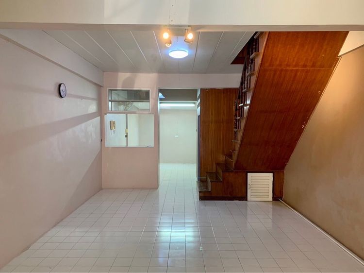 ขายทาวน์เฮ้าส์2ชั้น ทำเลดี หมู่บ้านพระปิ่น3 อ.บางใหญ่ สภาพดี แหล่งชุมชน บ้านสวยสะอาด อยู่ซอยต้นๆโครงการ เดินทางสะดวก เจ้าของขายเอง รูปที่ 4