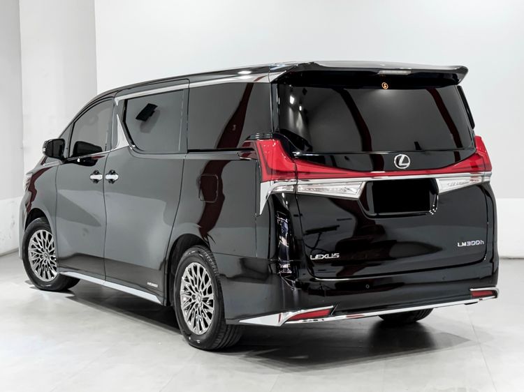 Lexus LM300h 2023 Executive 4-Seater Utility-car ไฮบริด เกียร์อัตโนมัติ ดำ รูปที่ 4
