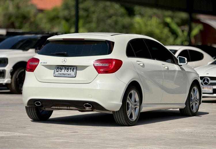 Mercedes-Benz A-Class 2014 A180 Sedan เบนซิน ไม่ติดแก๊ส เกียร์อัตโนมัติ ขาว รูปที่ 4