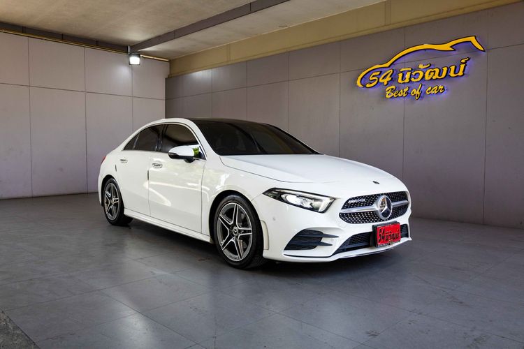 รถ Mercedes-Benz A-Class A200 สี ขาว