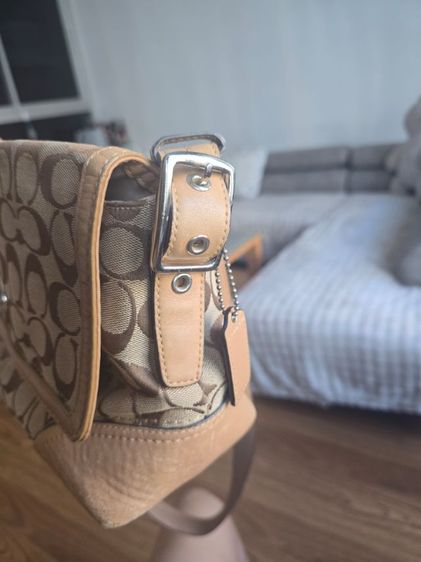 กระเป๋าสะพายข้างคอสบอดี้. coach รูปที่ 3