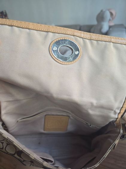 กระเป๋าสะพายข้างคอสบอดี้. coach รูปที่ 2