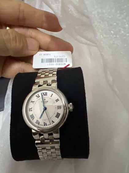 นาฬิกาtudorใหม่