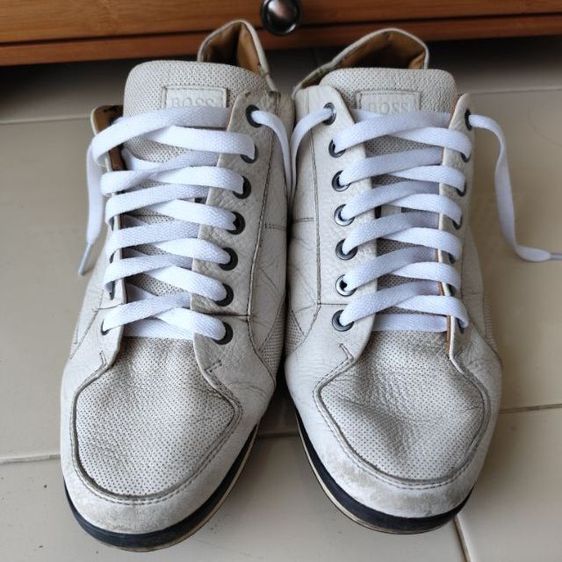 รองเท้า Hugo Boss size 43 29cm มือสองขายตามสภาพก่อนตัดสินใจสั่งกรุณาอ่านรายระเอียด รูปที่ 2