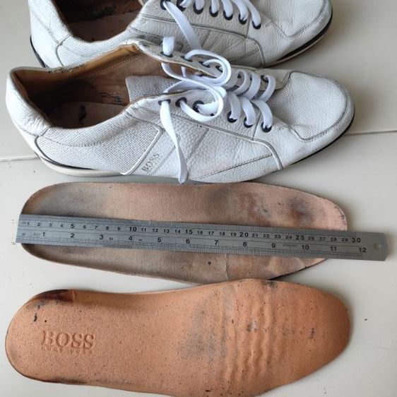 รองเท้า Hugo Boss size 43 29cm มือสองขายตามสภาพก่อนตัดสินใจสั่งกรุณาอ่านรายระเอียด รูปที่ 11