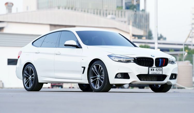 BMW Series 3 2019 320d Sedan ดีเซล เกียร์อัตโนมัติ ขาว รูปที่ 2