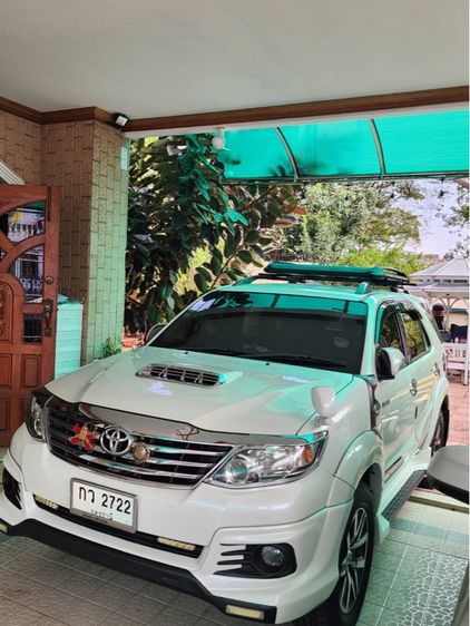 Toyota Fortuner 2012 3.0 V Utility-car ดีเซล เกียร์อัตโนมัติ ขาว รูปที่ 3