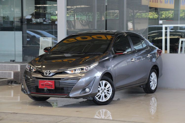 YARIS ATIV 1.2S ไม่เคยติดแก๊สแน่นอน รถบ้านแท้ๆ สวยเดิมทั้งคันรับประกัน ใช้น้อยเข้าศูนย์ตลอด ออกรถ0บาท