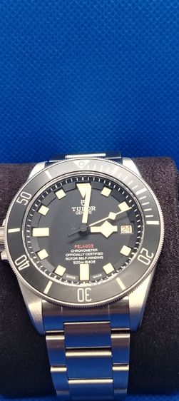 Tudor Pelagos LHD (Left Hand Drive)
ไทเทเนียมแท้  In-House MT5612-LHD
กันน้ำ 500 เมตร  Helium Valve
เม็ดมะยมซ้าย รุ่นเฉพาะ LHD รูปที่ 3