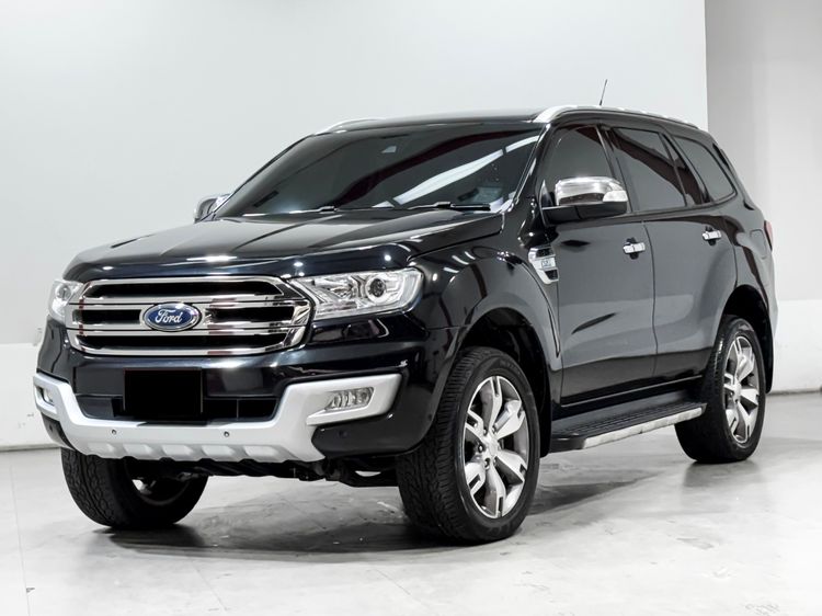 รถ Ford Everest 3.2 Titanium Plus 4WD สี ดำ