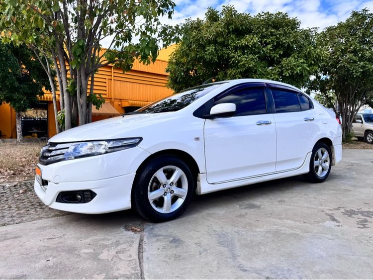 Honda City 2010 1.5 Sv i-VTEC Sedan เบนซิน LPG เกียร์อัตโนมัติ ขาว