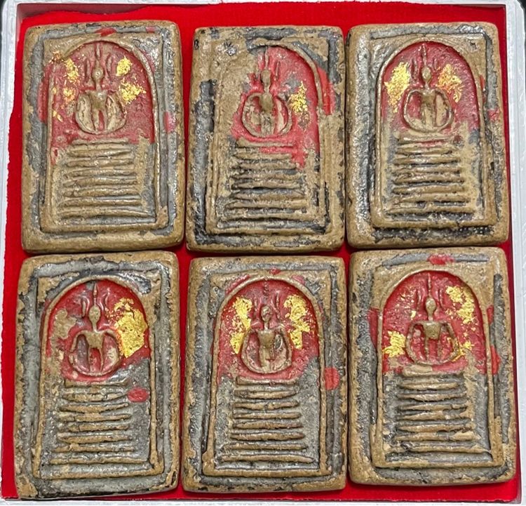 สมเด็จวัดเกศลงชาดปิดทองวัดระฆัง