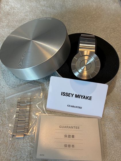 นาฬิกา ISSEY MIYAKE รุ่น TO ขนาด 38mm มือสองสภาพดีมาก