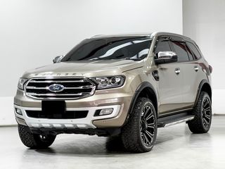 Ford Everest 2.0 Titanium Plus 4WD 2019  จด 2020 KC1083X