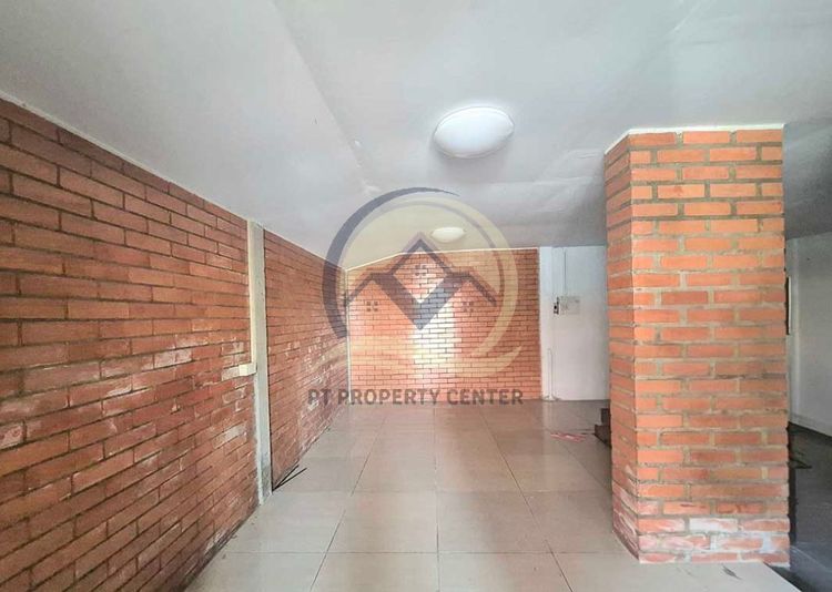 มีบางส่วน บ้านแฝด 2 ชั้น สร้างเอง ซอยรามอินทรา 8 แยก 5 รูปที่ 3